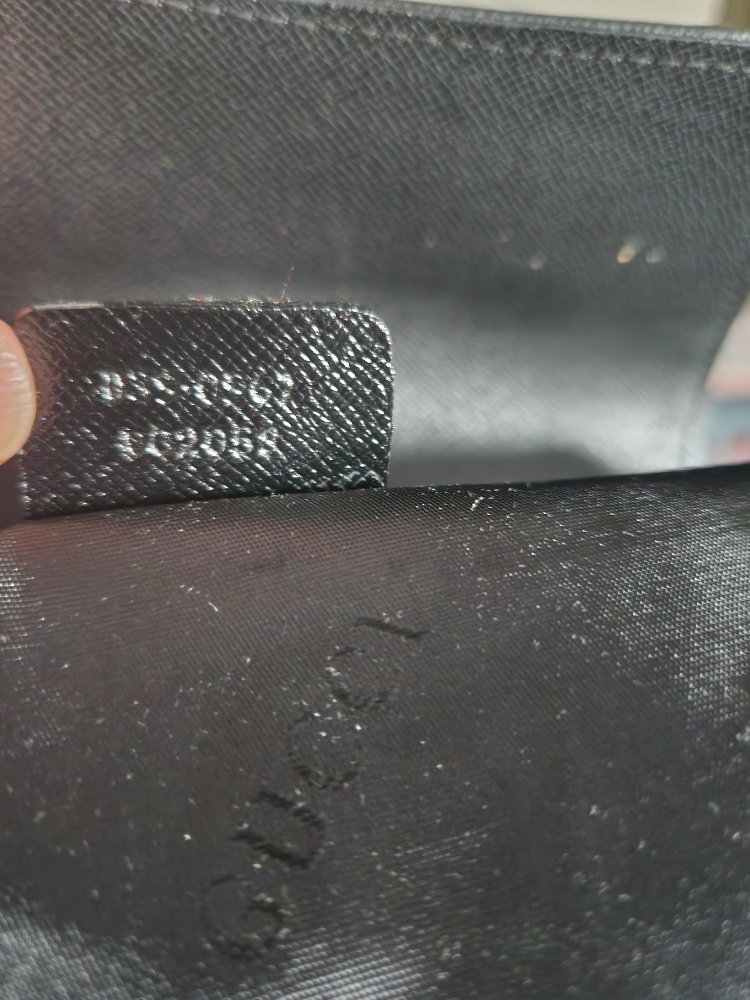 GUCCI bag used only one time - 3