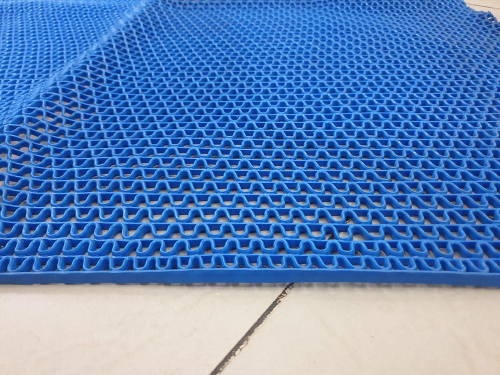 Grass carpet and Rubber mat - 1