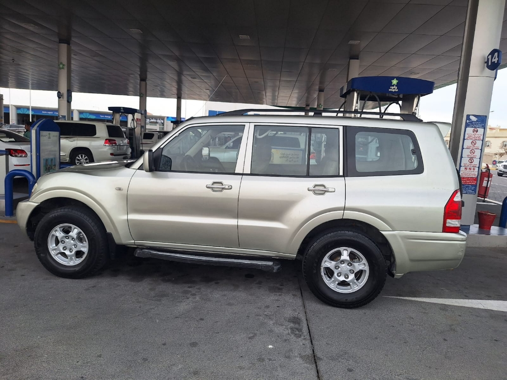 Pajero - 1