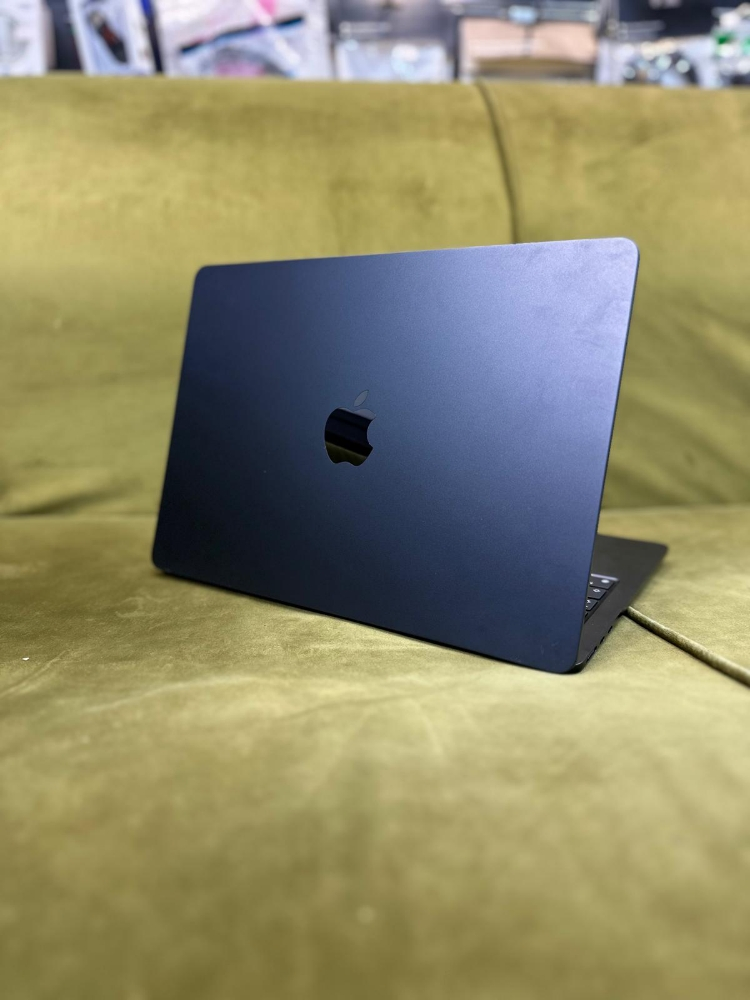 2Mac Book M - 9