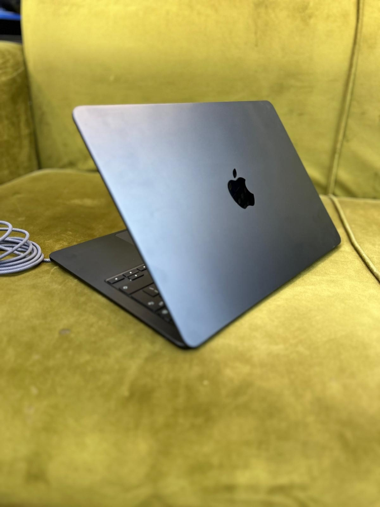 2Mac Book M - 1