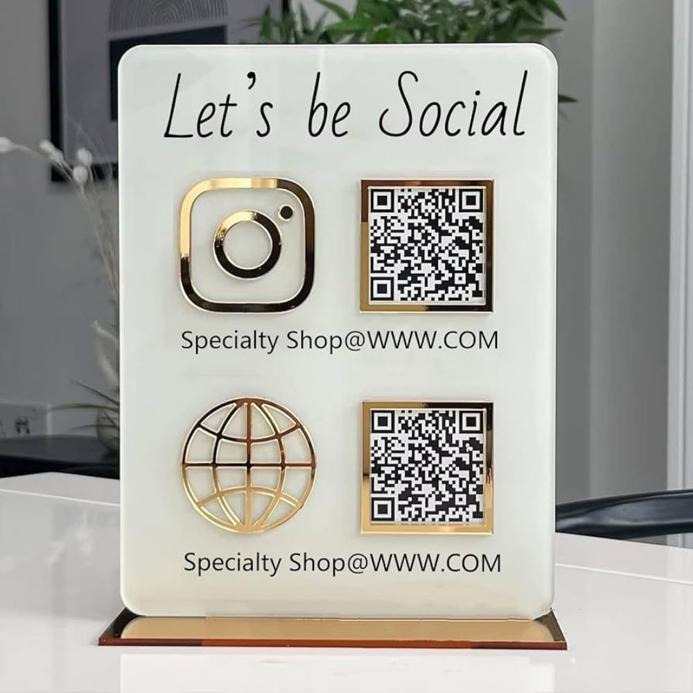Social Media Stand - 2