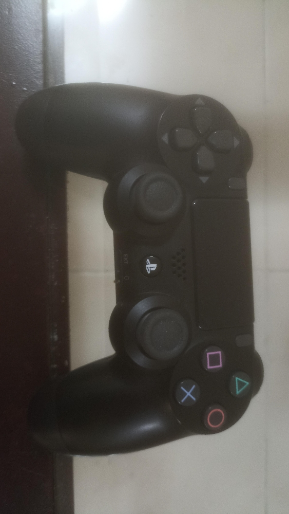 playstation 4 - 3