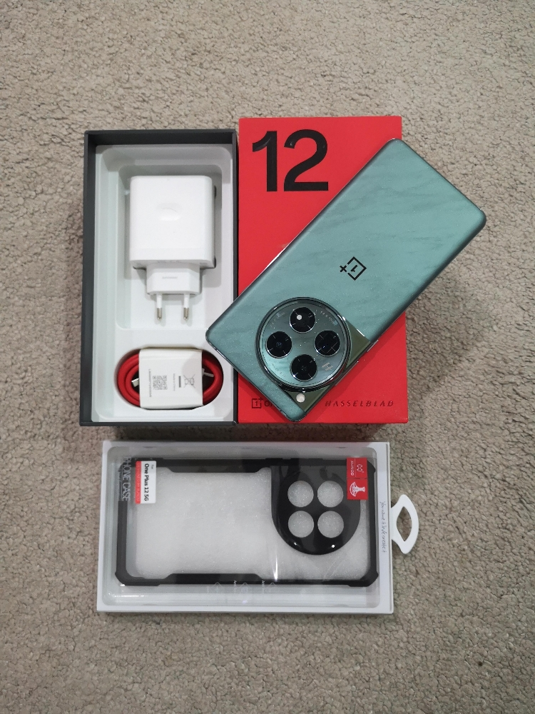 OnePlus 12 -- 512GB - 1