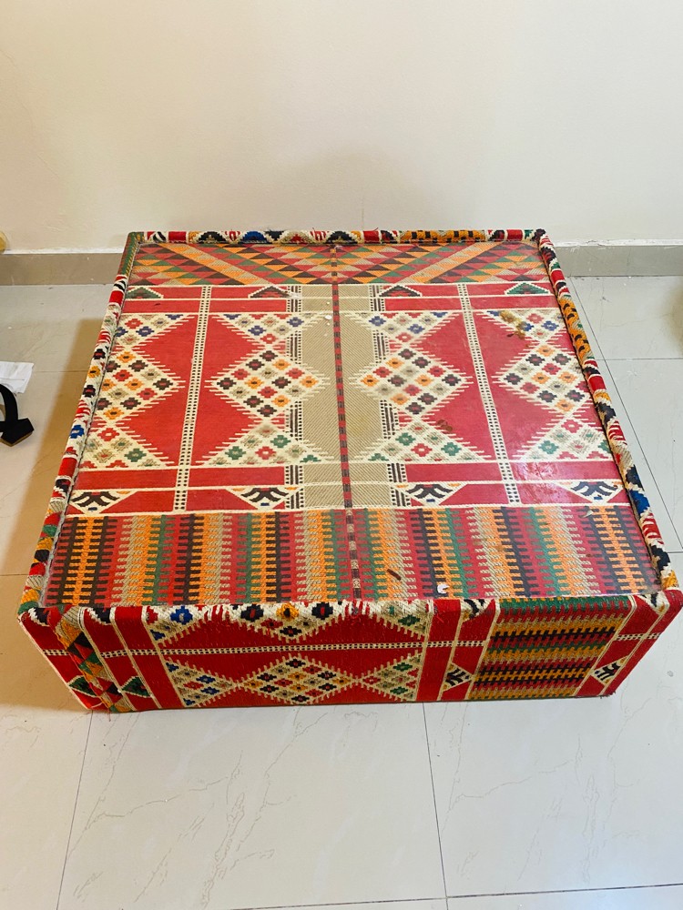 Arabic majlis/woodeemade chairs - 2