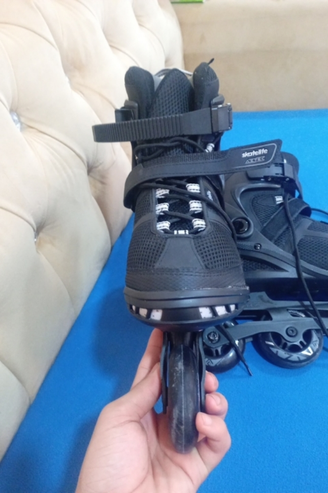 Size 43/44Skate - 2