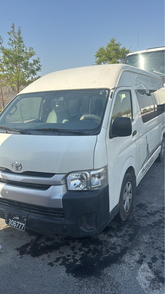 Toyota hiace  for  - 1
