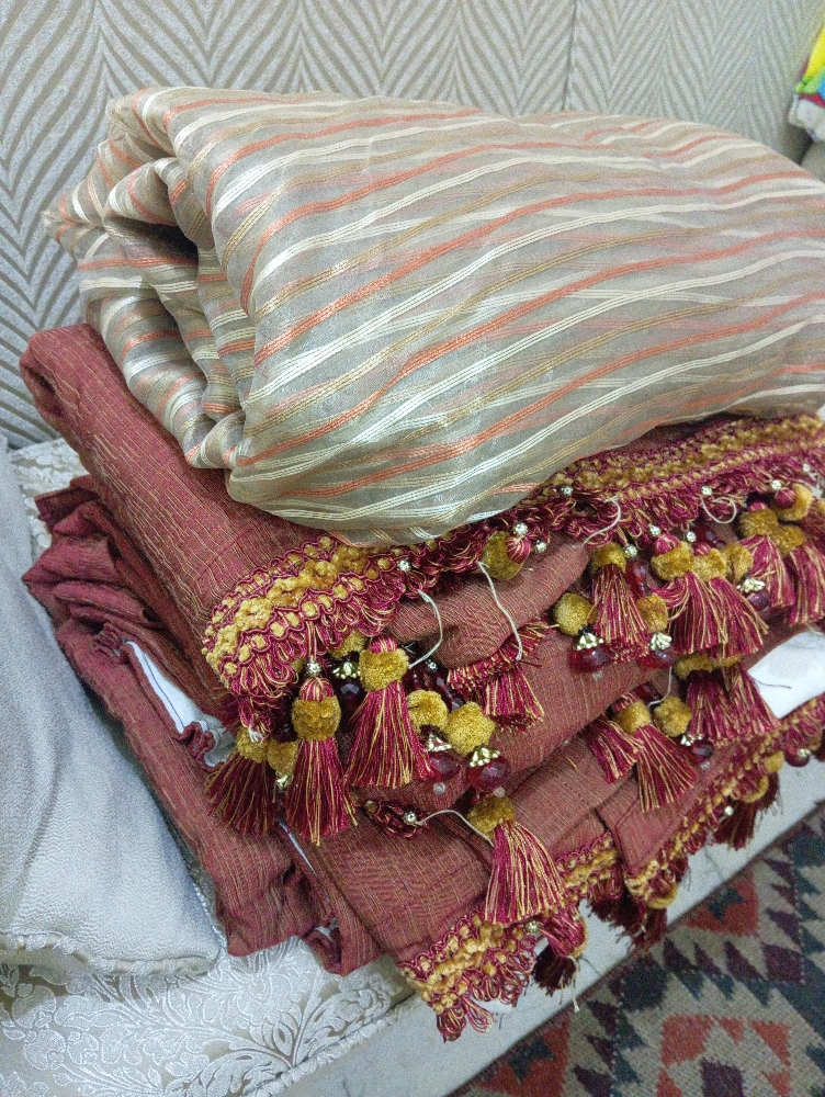 ستائر بحالة ممتازة - 1