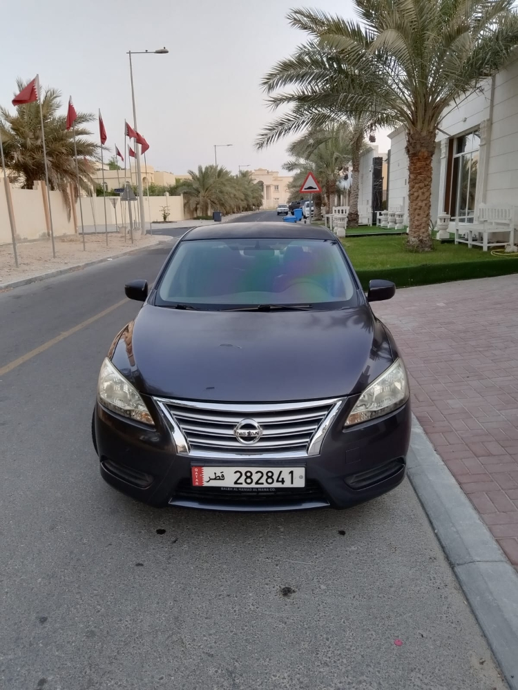 Nissan Sentra - 2