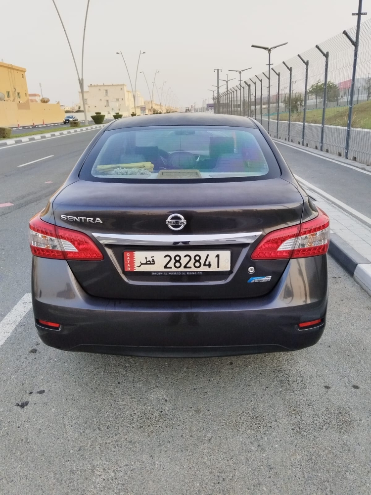 Nissan Sentra - 10