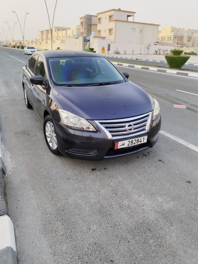 Nissan Sentra - 1