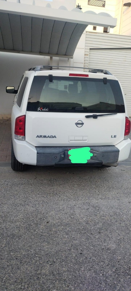 Nissan Armada - 3