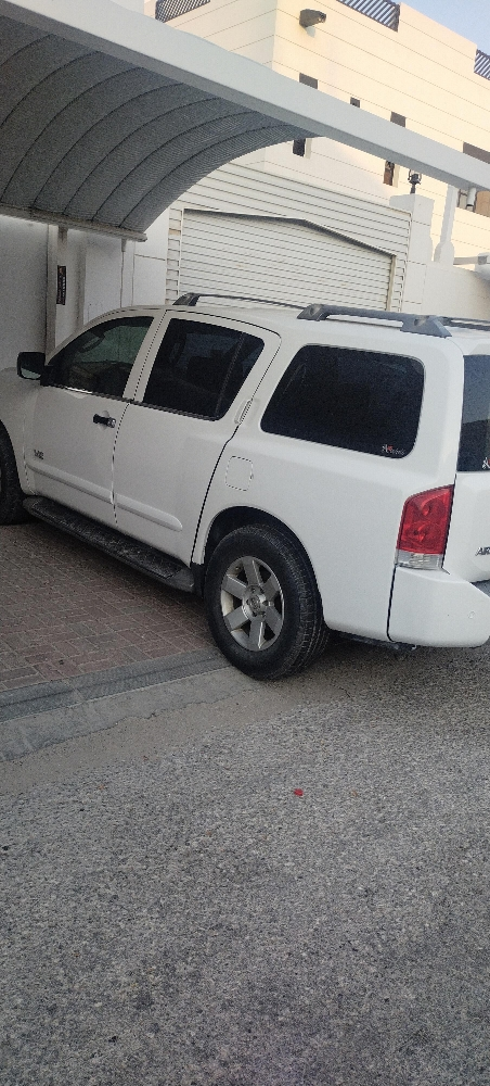 Nissan Armada - 10