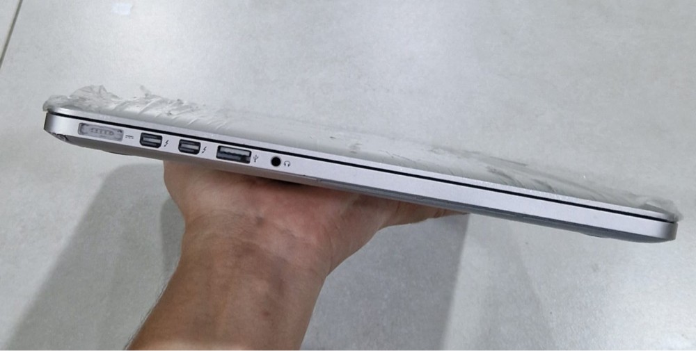 MacBook Pro Core i7 16GB - 8