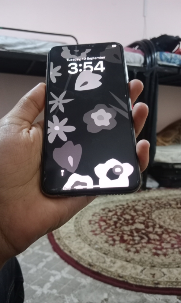 10 by 10 phone - 1