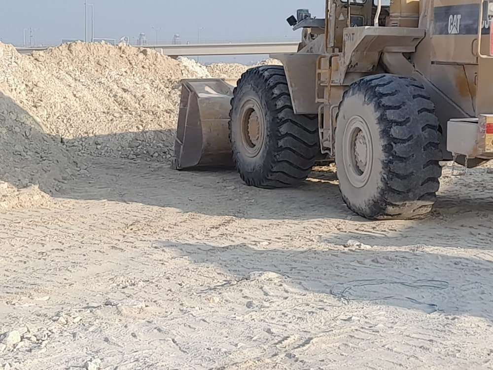 *نوفر خدمة توريد المواد:
رمل مغسو - 9