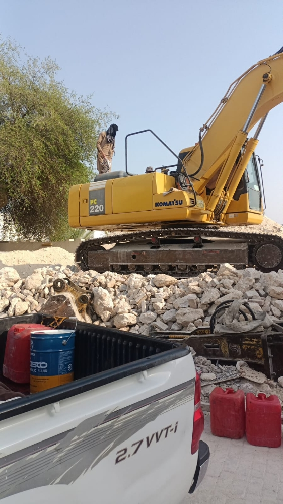 *نوفر خدمة توريد المواد:
رمل مغسو - 4