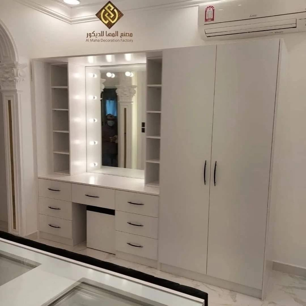 Decintable Cupboard Wardrobe and - 3