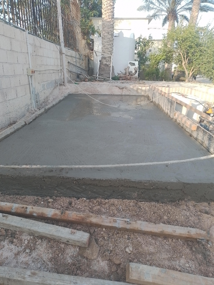 صبية خرسانة ارضيات اعمال البناء - 2