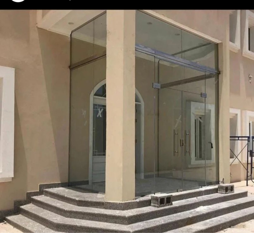 حاجز زجاجي للبوابة الأمامية - 3
