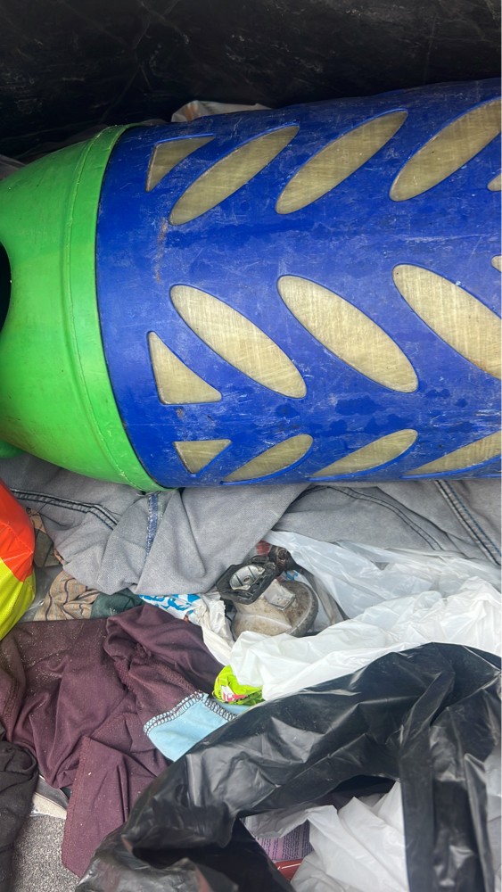 gas cylinder - 1