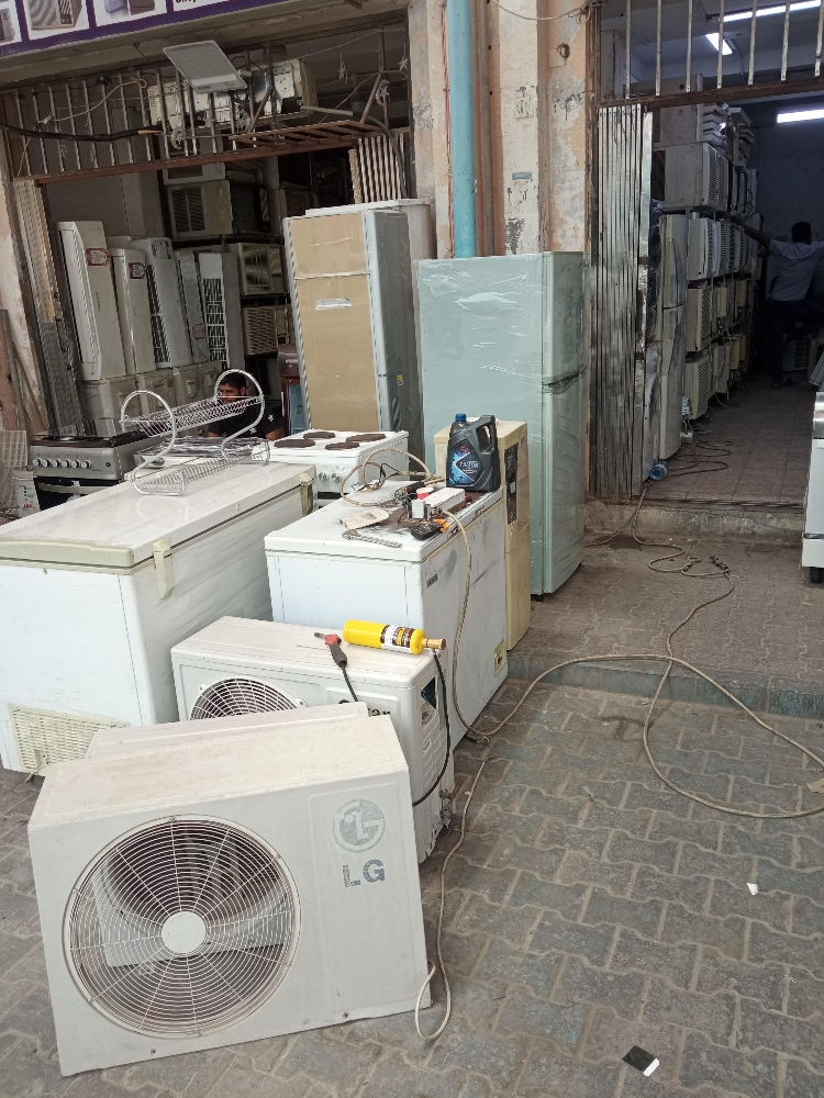 صيانة جميع انواع المكيفات 
بيع و - 2