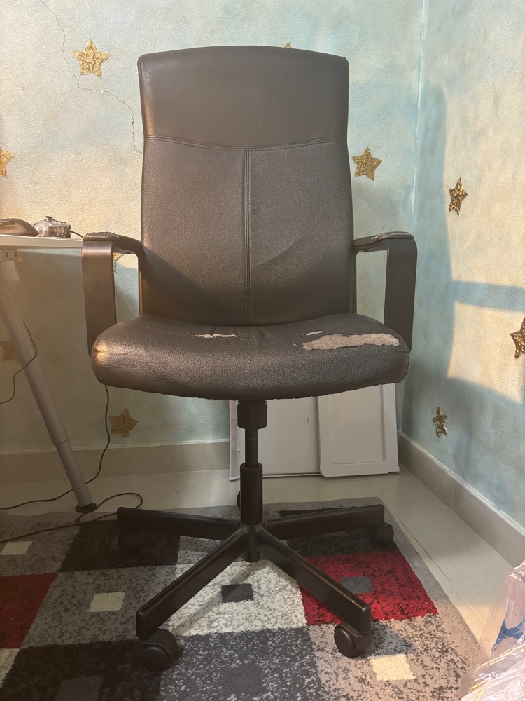 office chair  - 1