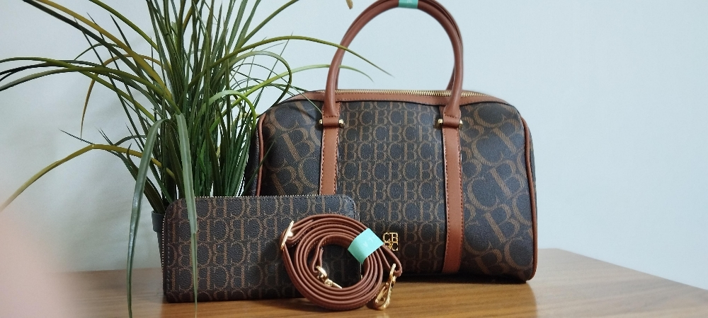 Doctor's Bag with Wallet included - 1