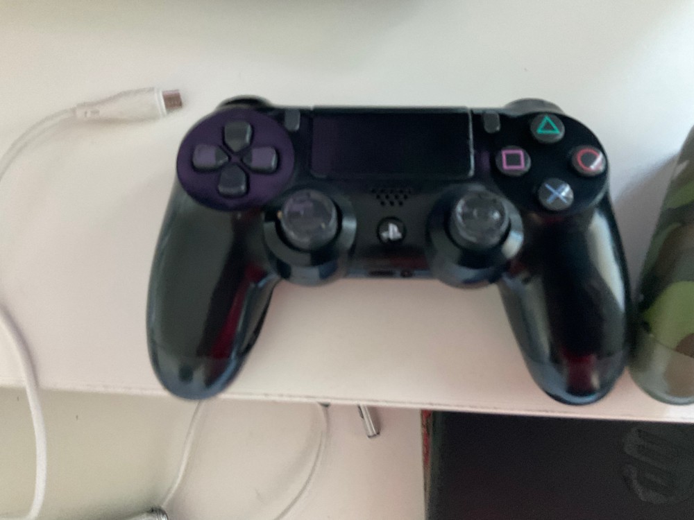PlayStation 4 - 2