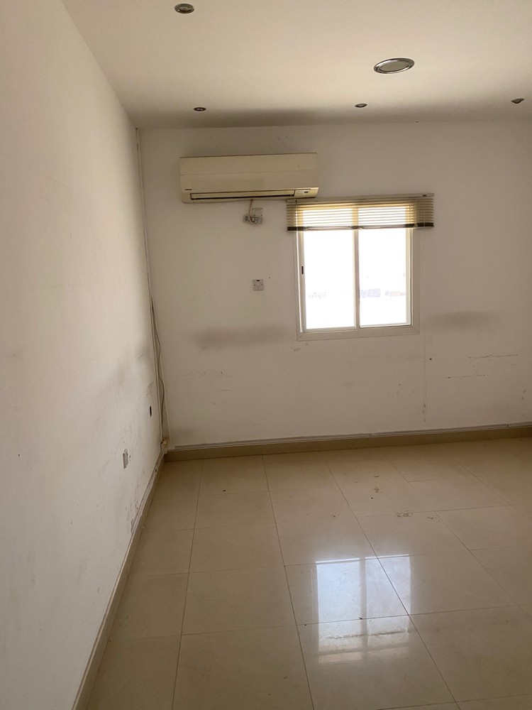store for rent - 4
