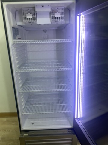 TRI-49" LG PROFESSIONAL MONITOR - 10