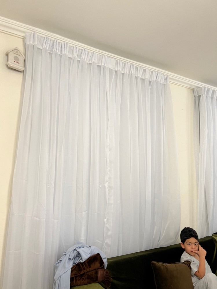 curtain,carpat,wallpaper, paint, - 1