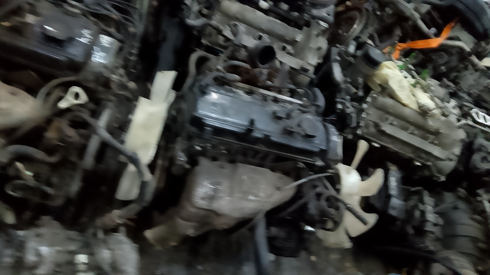 engine L200 - 2