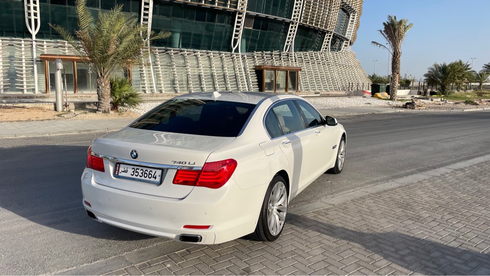 بي ام دبليو 740 - 8