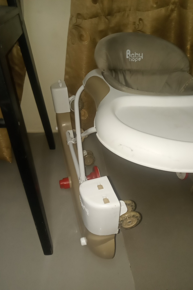 Children's bike, walker and baby - 5
