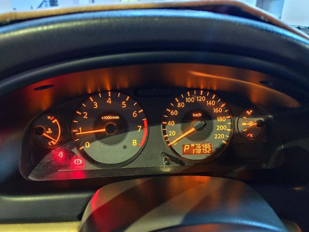 Nissan Sunny - 7