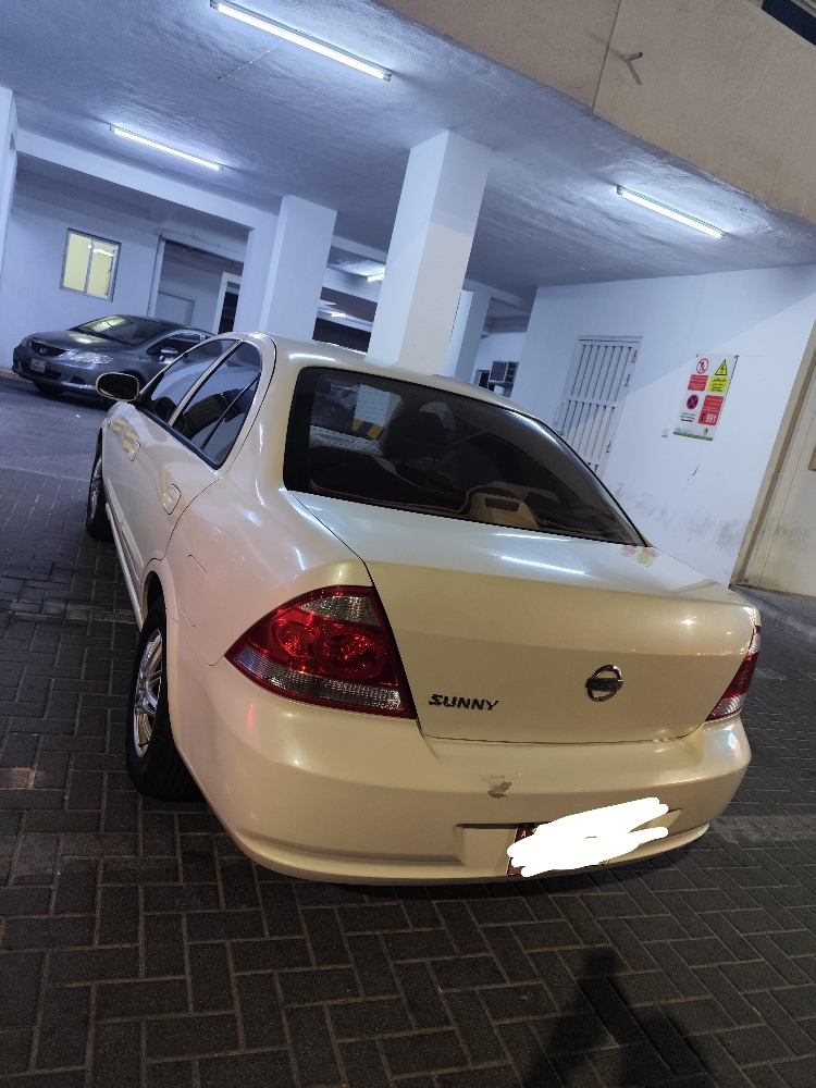 Nissan Sunny - 5