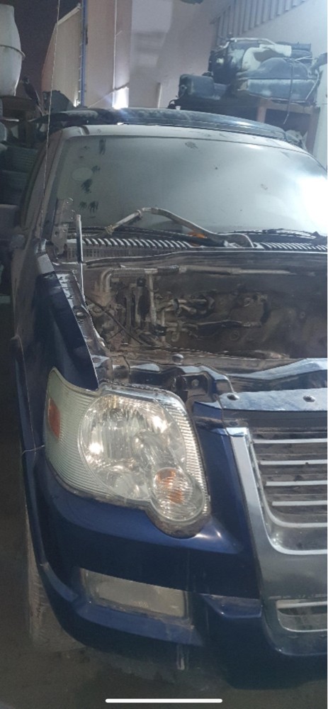 فورد إكسبلور قطع فقط - 1