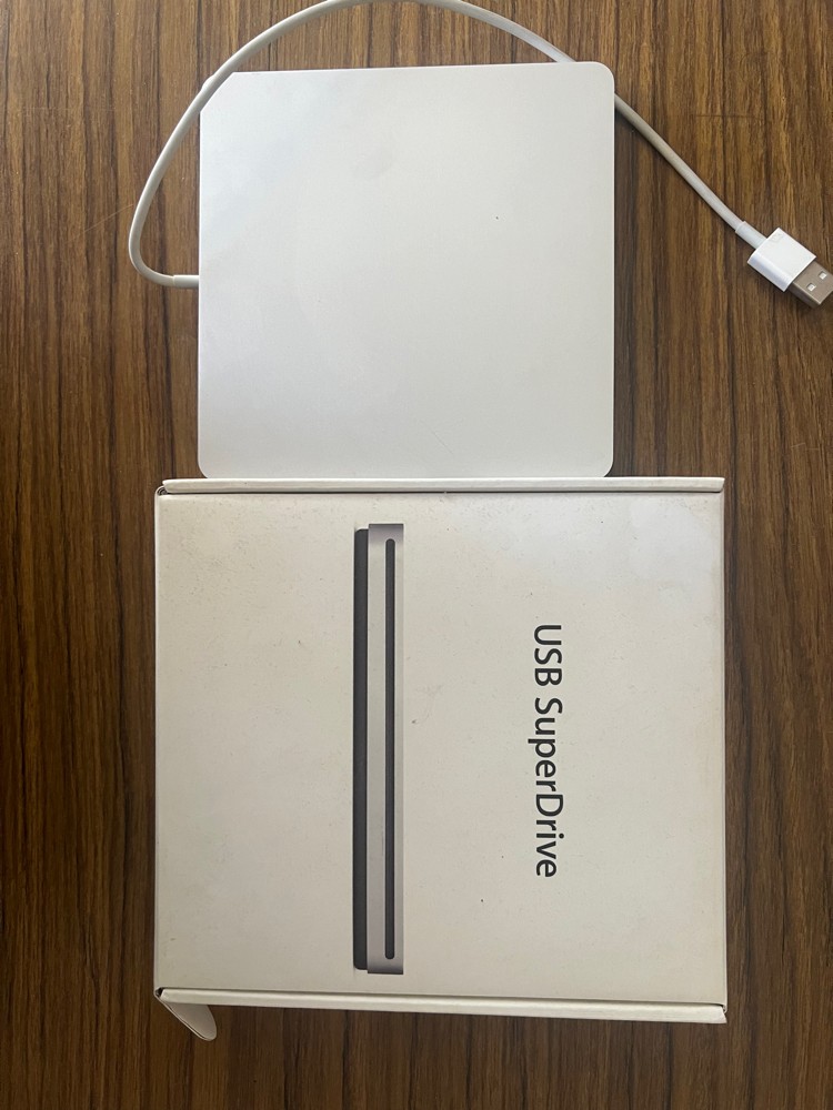 Apple CD player - 1