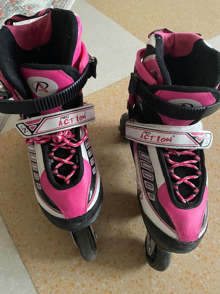 Skates - 1