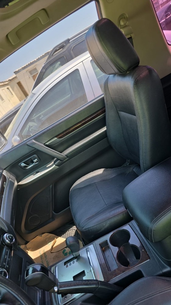 Mitsubishi Pajero 3.5L 2016 - 8