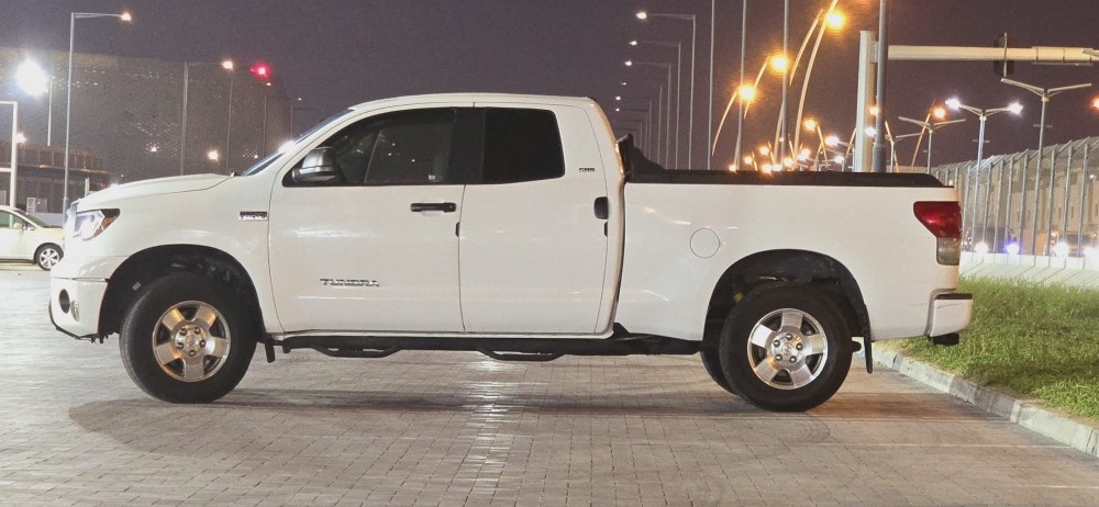 Toyota Tundra 2010 - 5