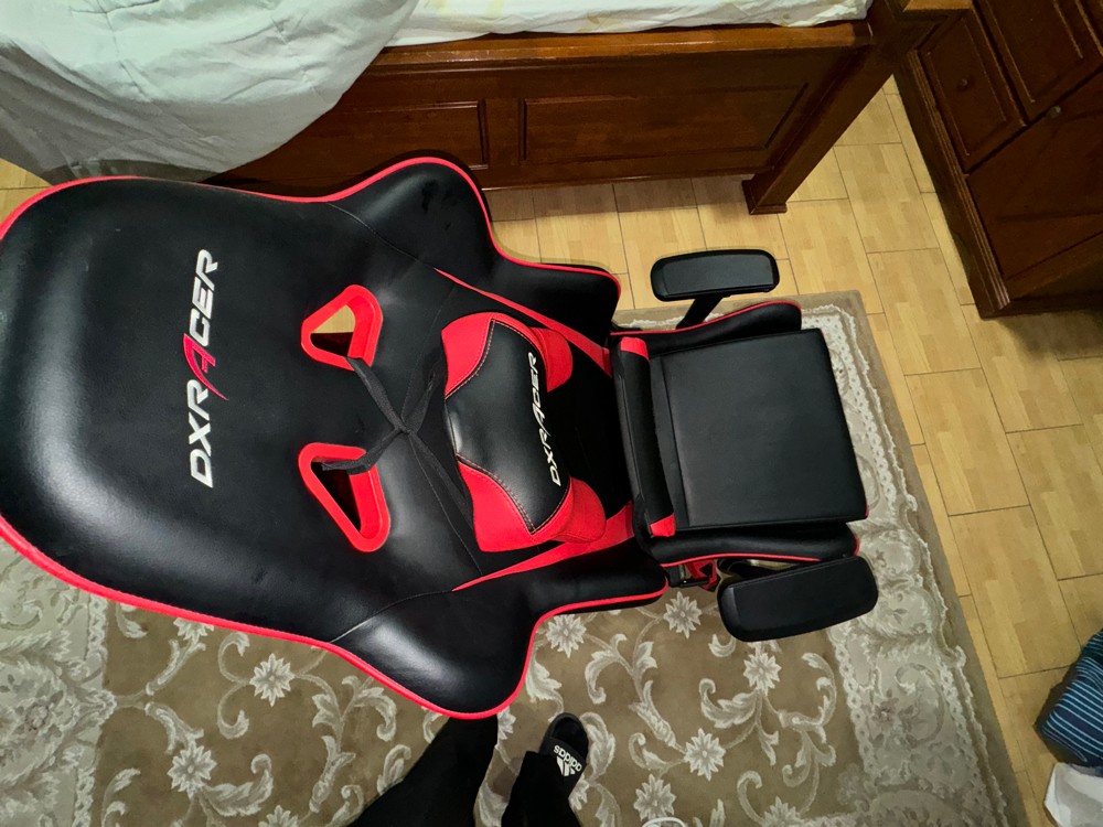 DXRACER gaming chair - 2