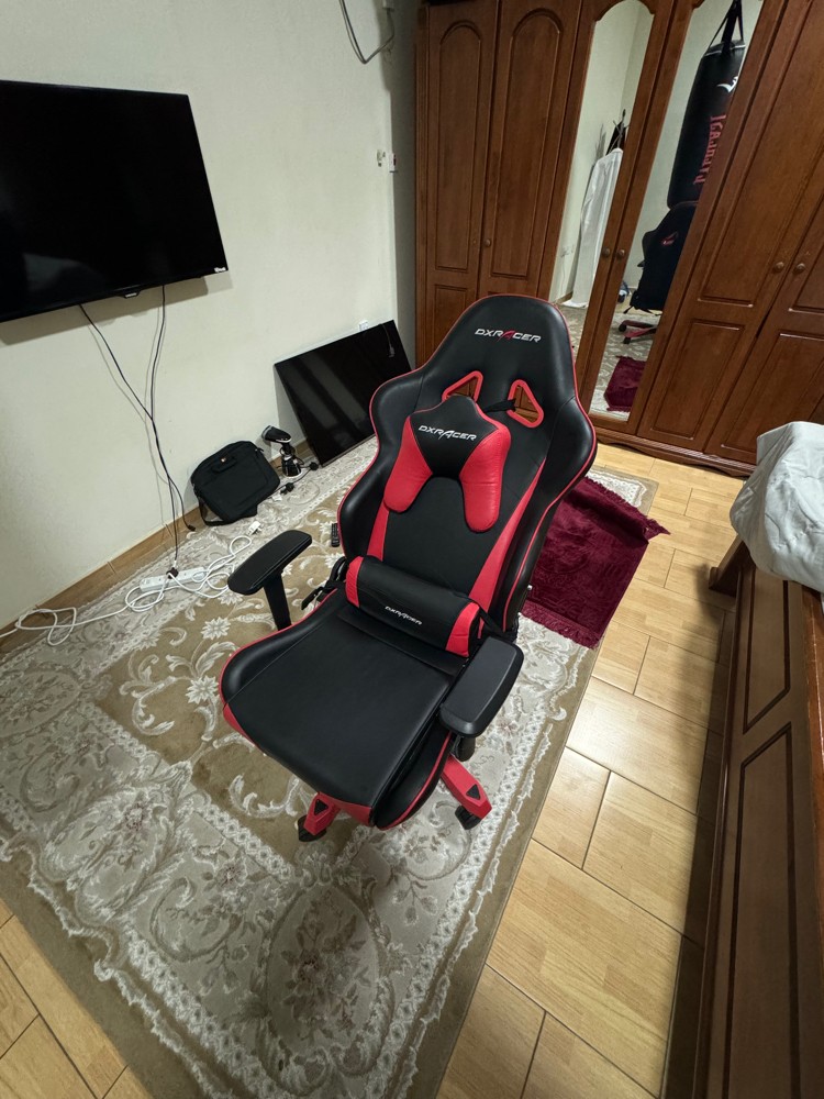 DXRACER gaming chair - 4