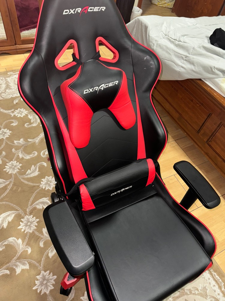 DXRACER gaming chair - 5