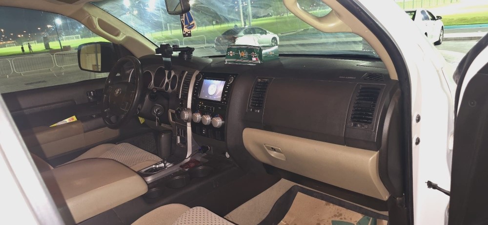 Toyota Tundra - 12