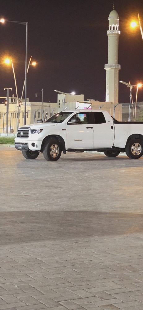 Toyota Tundra - 4