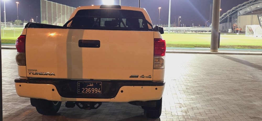 Toyota Tundra - 2