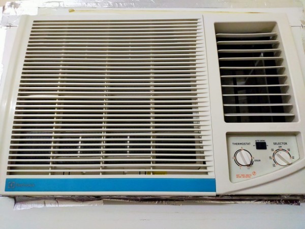 LG window A/C for Sale 15 Pieces - 4