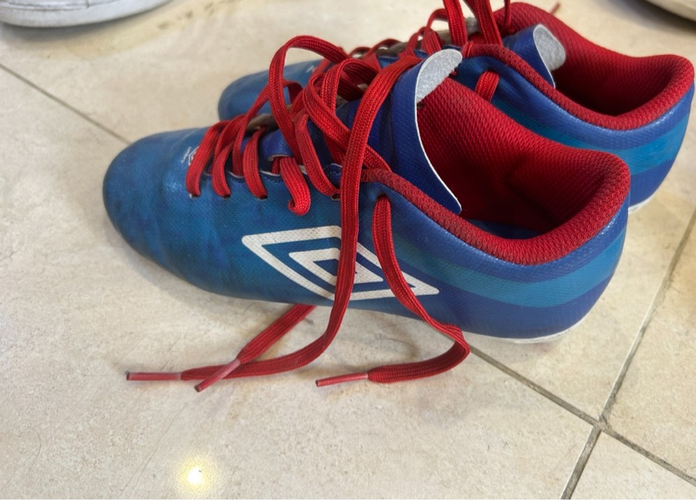football shoes - 1
